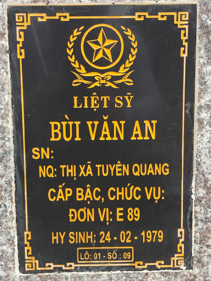 Ảnh mộ liệt sĩ Bùi Văn An