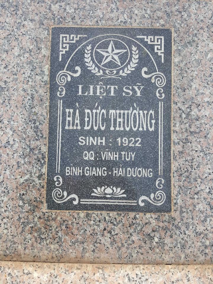 Ảnh mộ liệt sĩ HÀ ĐỨC THƯỜNG
