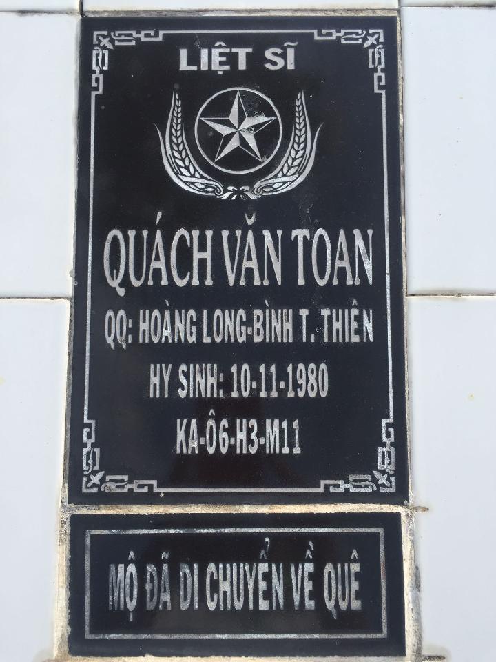 Ảnh mộ liệt sĩ Quách Văn Toan