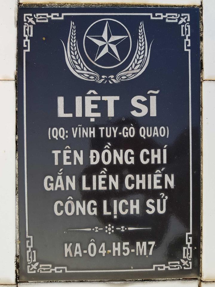 Ảnh mộ liệt sĩ Đặng Văn Mưu