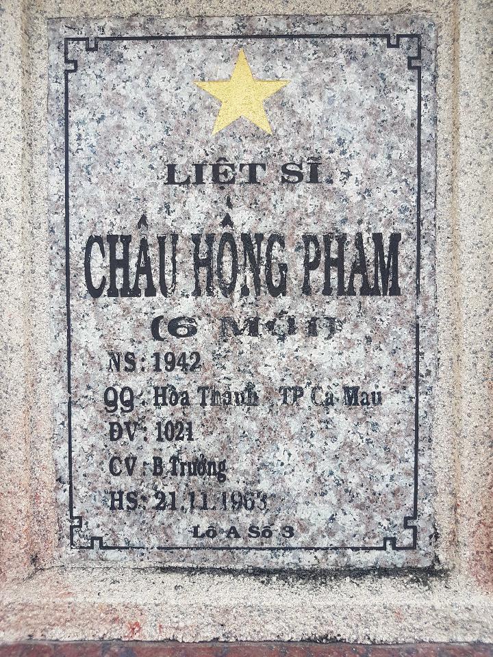 Ảnh mộ liệt sĩ Châu Hồng Phạm