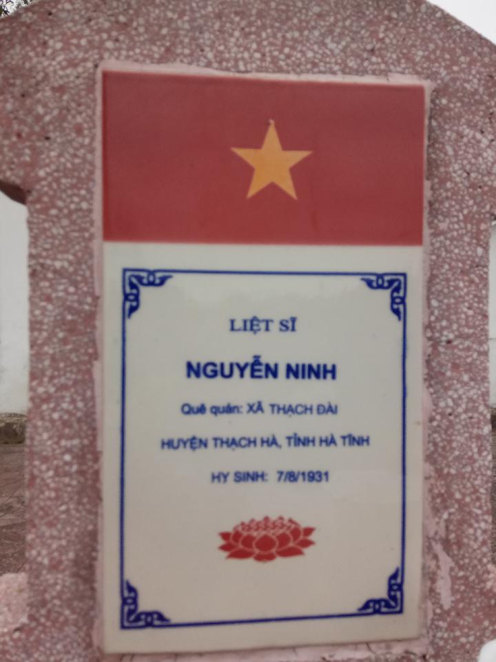 Ảnh mộ liệt sĩ NGUYỄN NINH