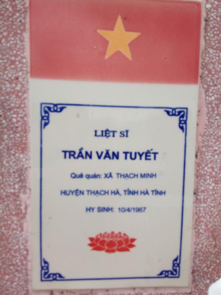Ảnh mộ liệt sĩ TRẦN VĂN TUYẾT