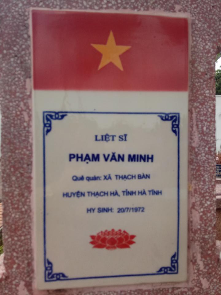 Ảnh mộ liệt sĩ PHẠM VĂN MINH
