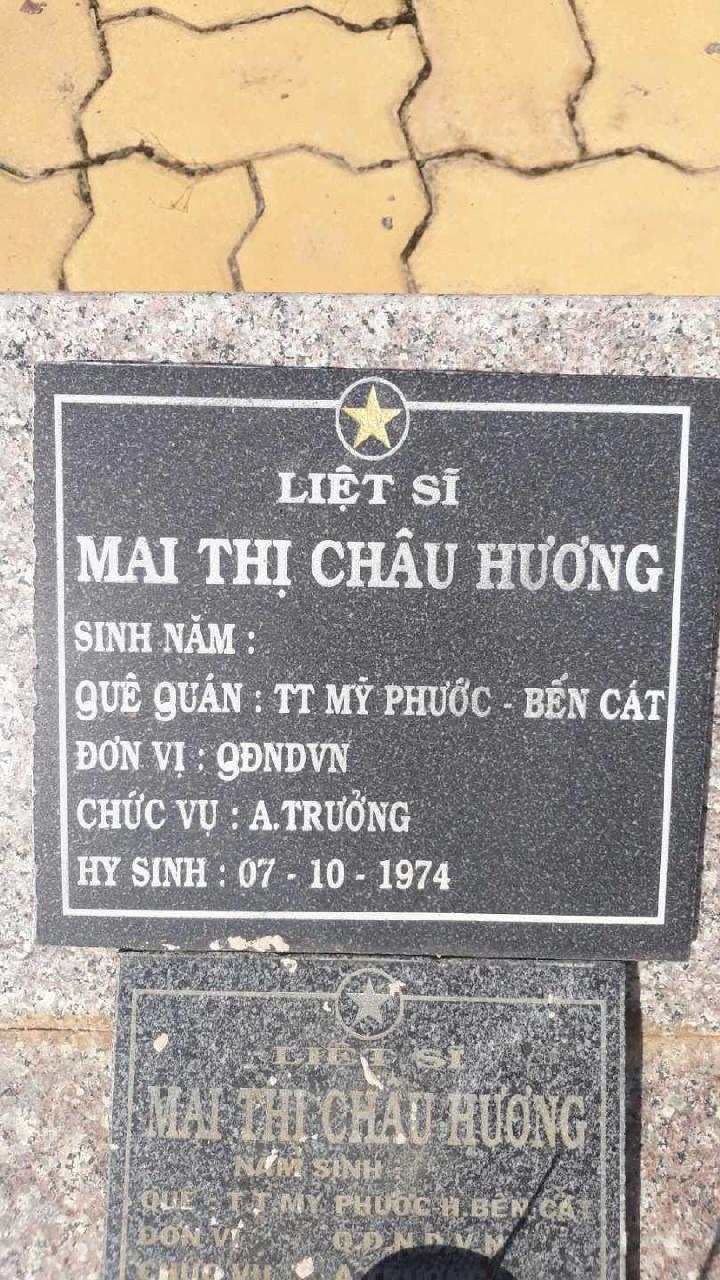 Ảnh mộ liệt sĩ MAI THỊ CHÂU HƯƠNG