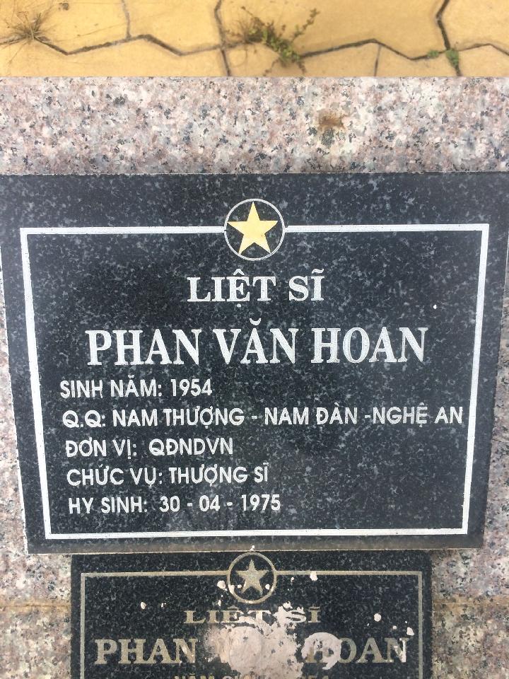 Ảnh mộ liệt sĩ PHAN VĂN HOAN