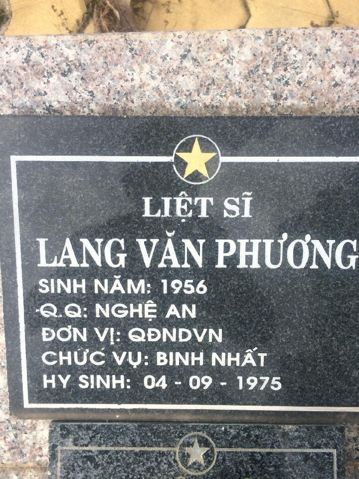 Ảnh mộ liệt sĩ LANG VĂN PHƯƠNG
