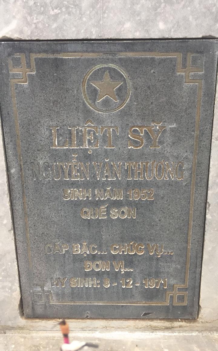 Ảnh mộ liệt sĩ NGUYỄN VĂN THƯỞNG