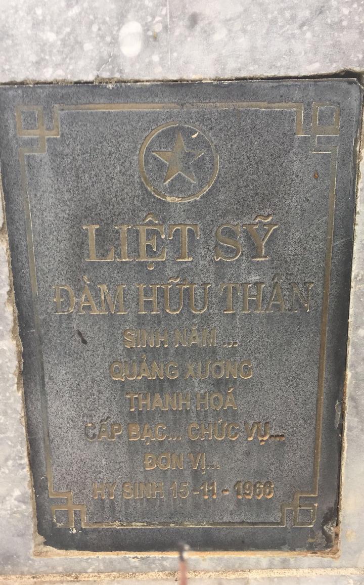 Ảnh mộ liệt sĩ ĐÀM HỮU THÂN