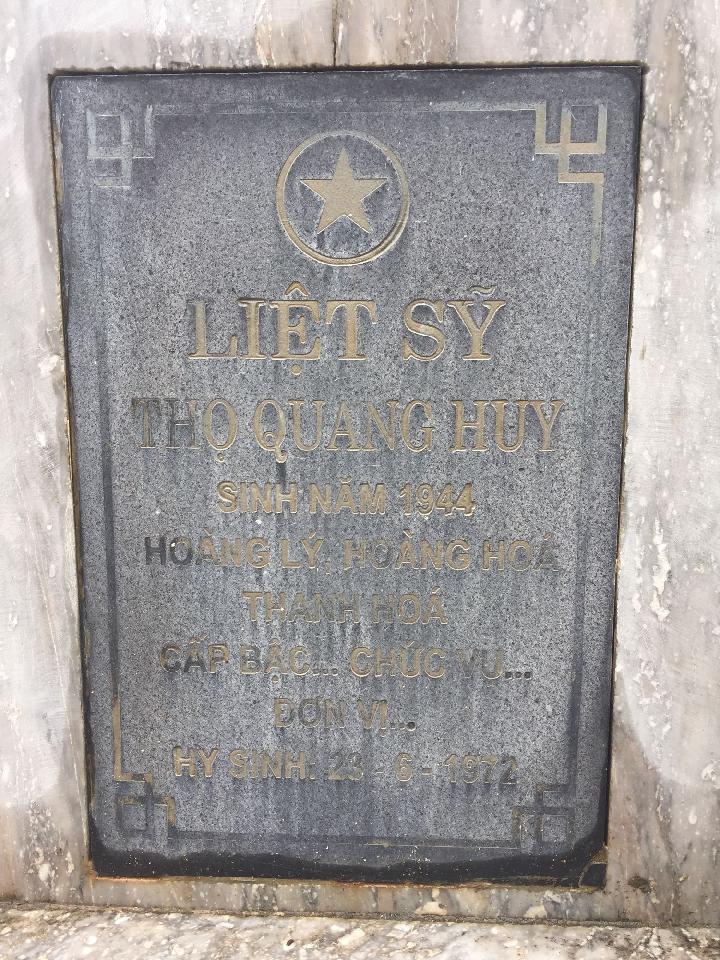 Ảnh mộ liệt sĩ THỌ QUANG HUY