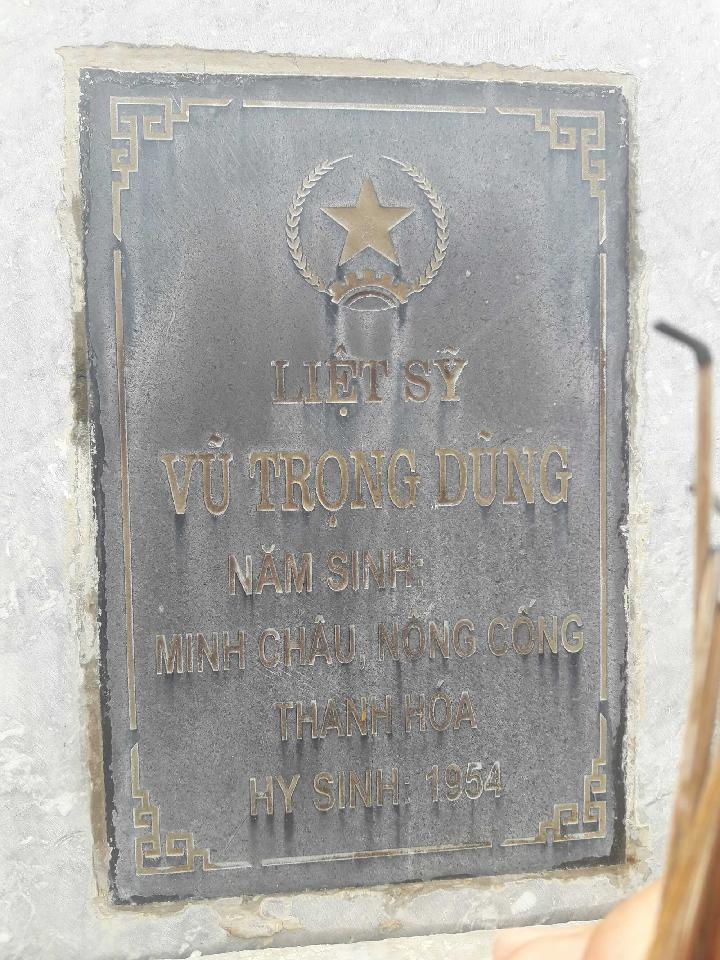 Ảnh mộ liệt sĩ VŨ TRỌNG DŨNG