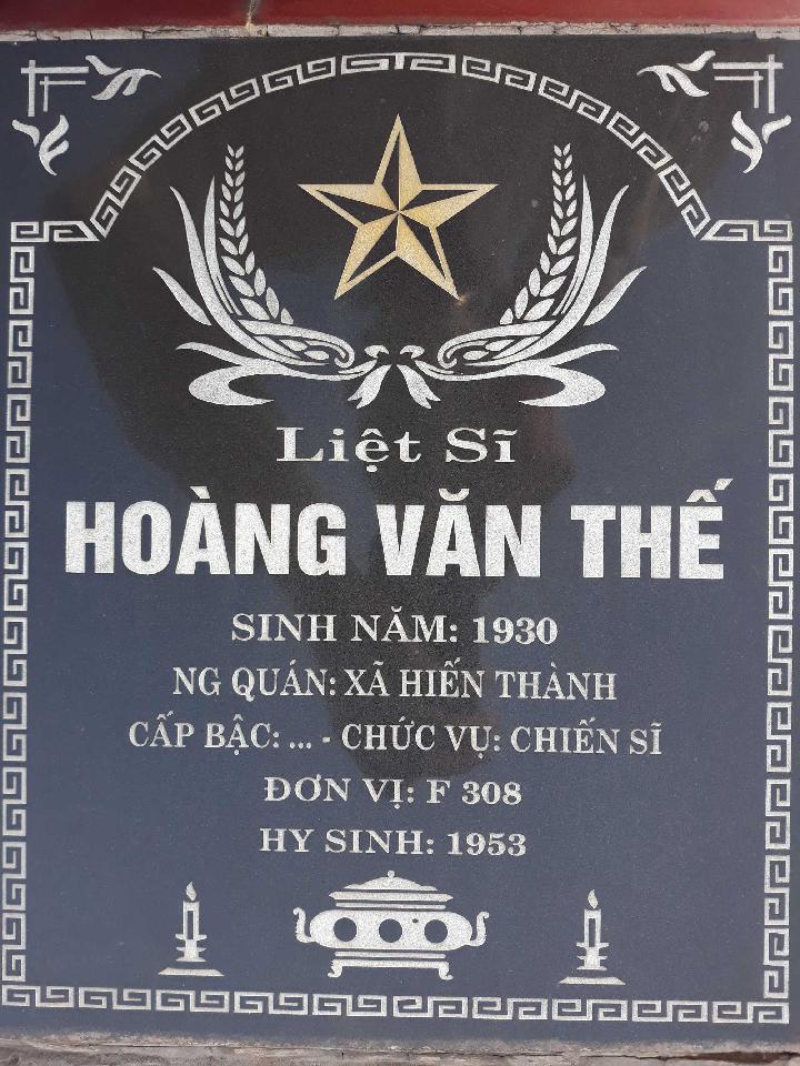 Ảnh mộ liệt sĩ hoàng văn thế