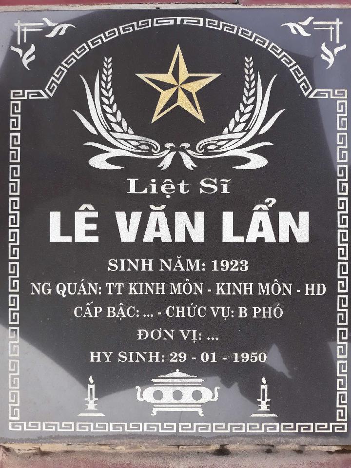 Ảnh mộ liệt sĩ lê văn lẩn