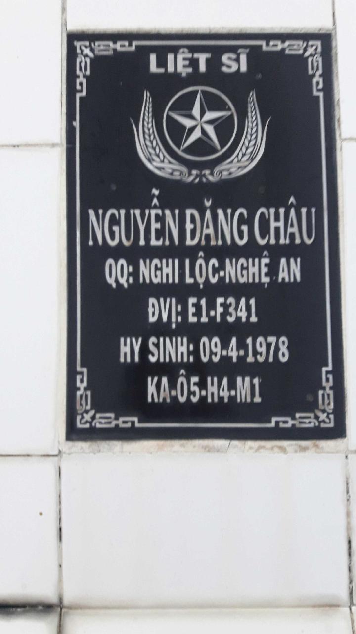 Ảnh mộ liệt sĩ Nguyễn Đăng Châu