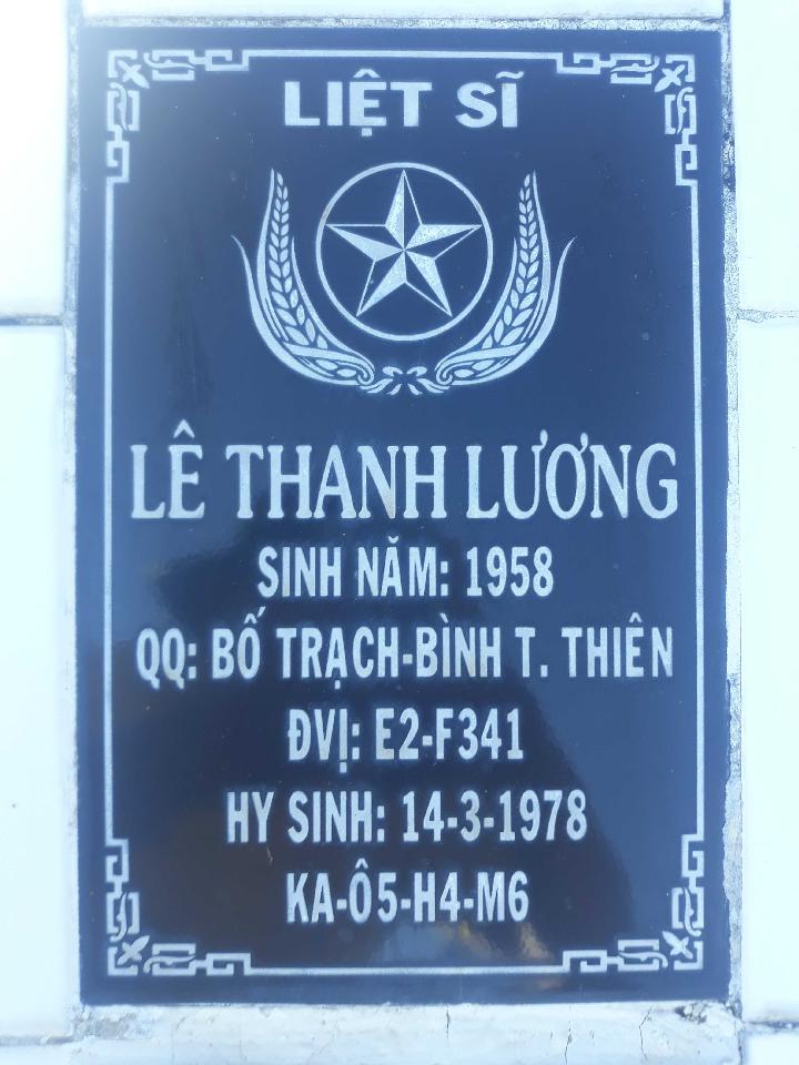 Ảnh mộ liệt sĩ Lê Thanh Lương