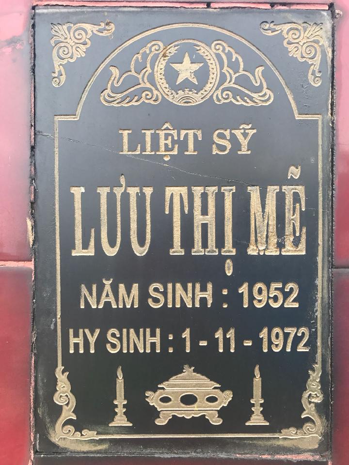 Ảnh mộ liệt sĩ Lưu Thị Mẽ