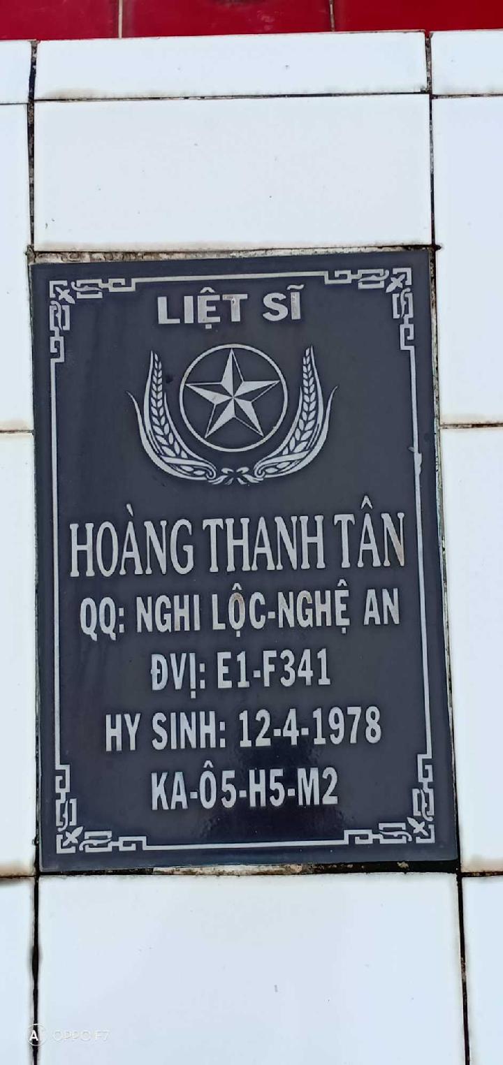Ảnh mộ liệt sĩ Hoàng Thanh Tân