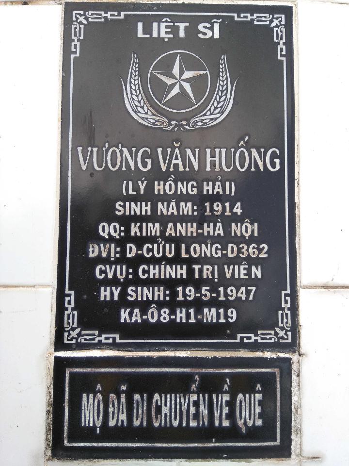 Ảnh mộ liệt sĩ Vương Văn Huống