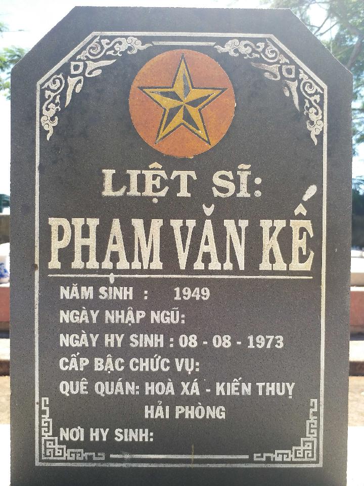 Ảnh mộ liệt sĩ Phạm Văn Kế