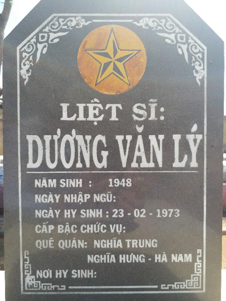 Ảnh mộ liệt sĩ Dương Văn Lý