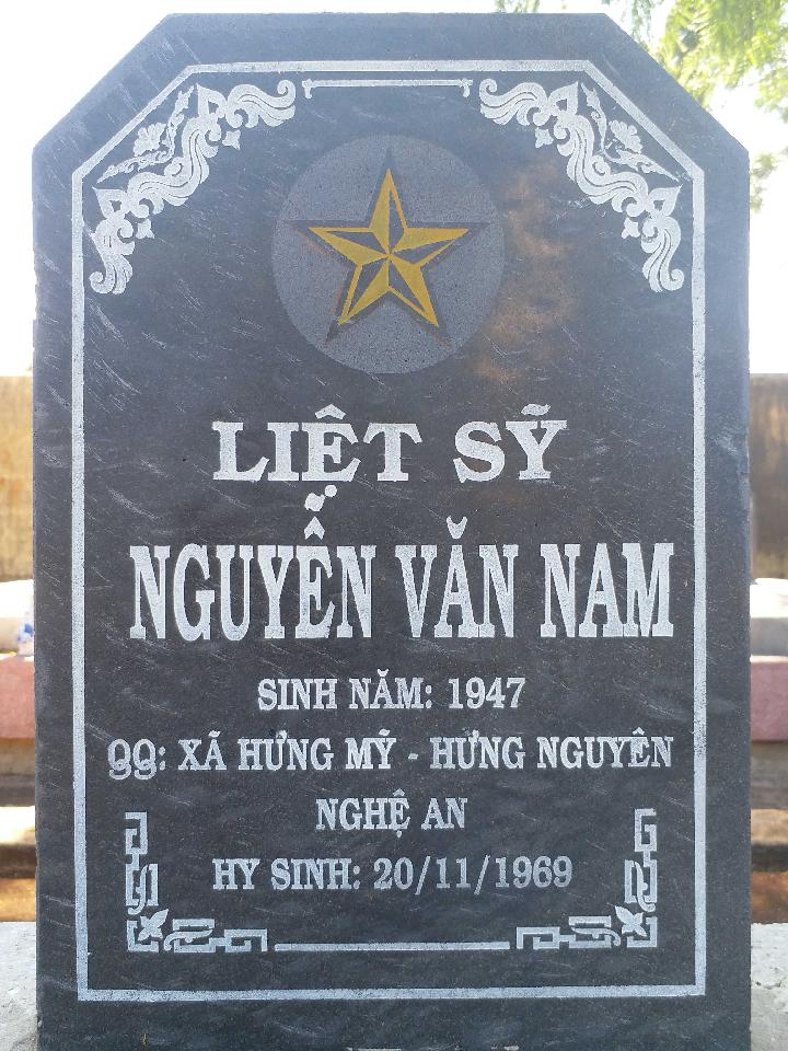Ảnh mộ liệt sĩ Nguyễn Văn Nam