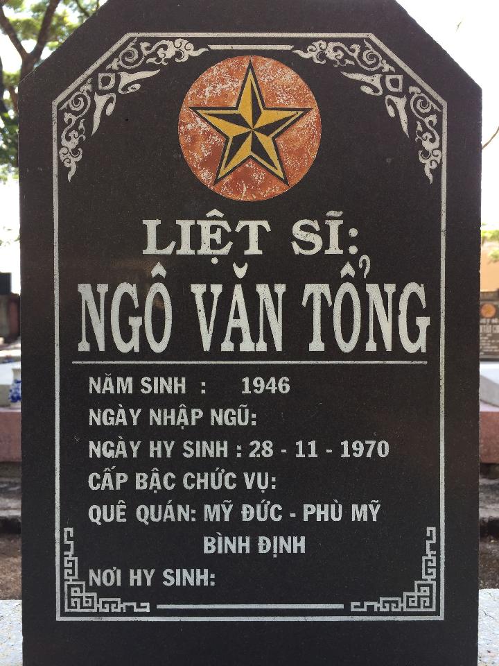Ảnh mộ liệt sĩ Ngô Văn Tổng