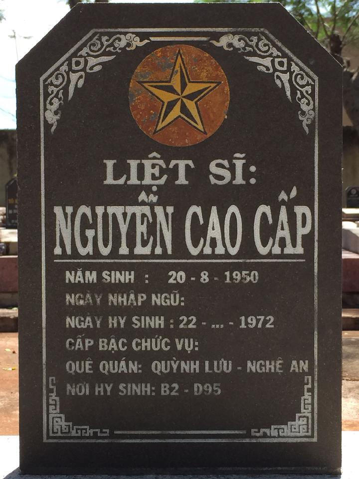 Ảnh mộ liệt sĩ Nguyễn Cao Cấp