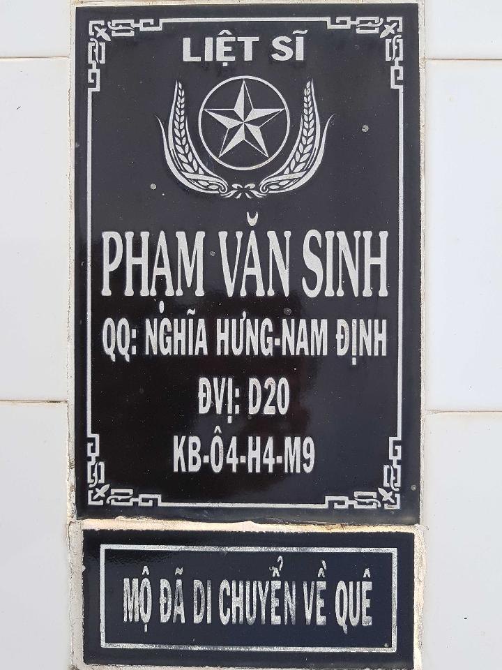 Ảnh mộ liệt sĩ Phạm Văn Sinh