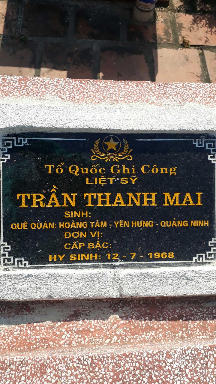 Ảnh mộ liệt sĩ Trần Thanh Mai