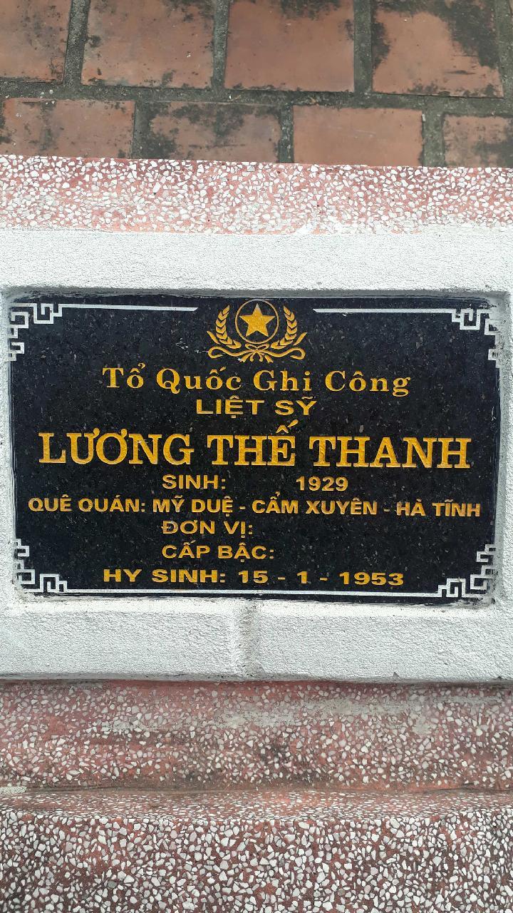 Ảnh mộ liệt sĩ Lương Thế Thanh