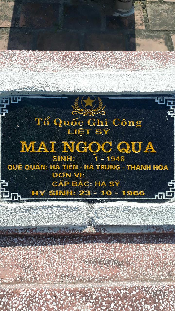 Ảnh mộ liệt sĩ Mai Ngọc Qua