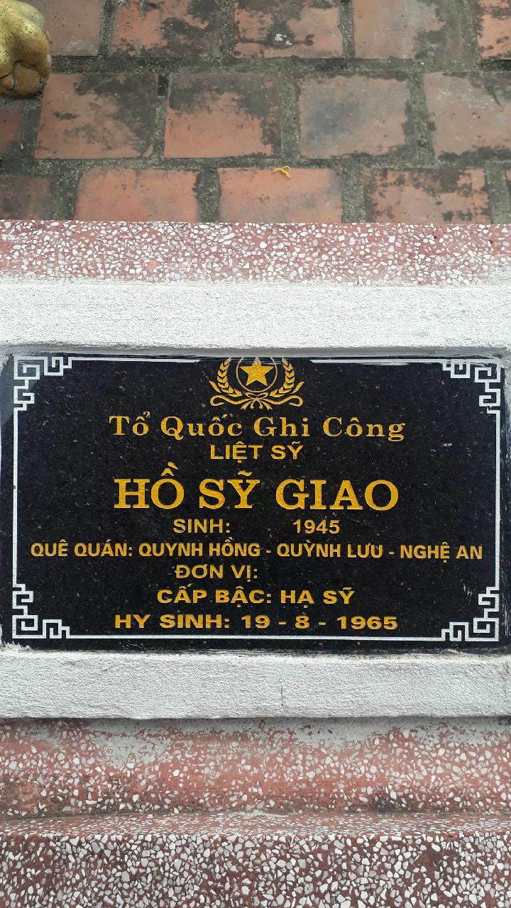 Ảnh mộ liệt sĩ Hồ Sỹ Giao