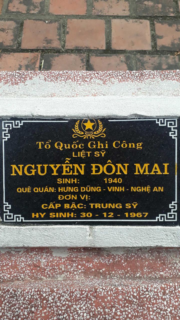 Ảnh mộ liệt sĩ Nguyễn Đôn Mai