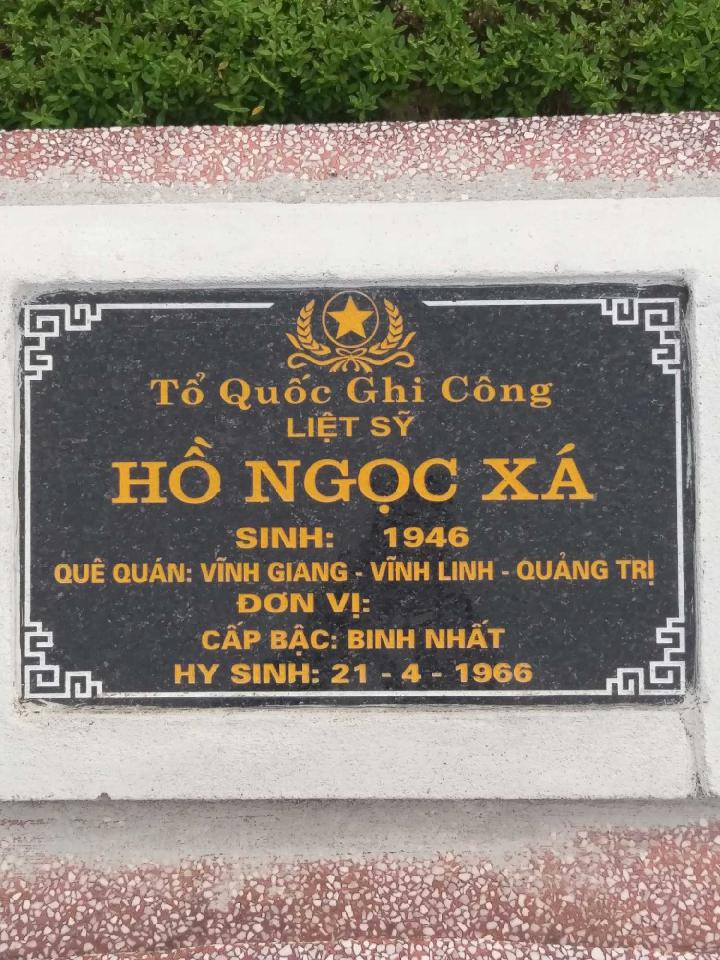 Ảnh mộ liệt sĩ Hồ Ngọc Xá