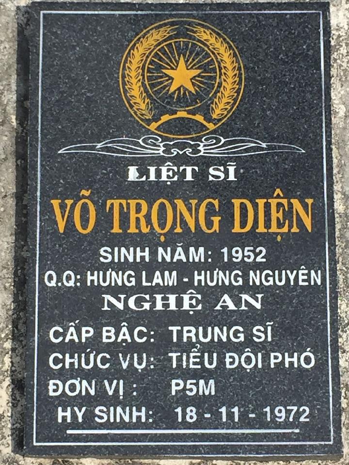 Ảnh mộ liệt sĩ Võ Trọng Diện