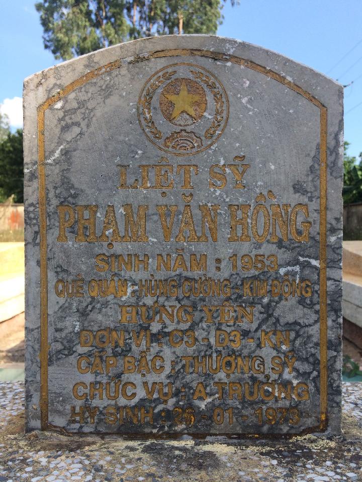 Ảnh mộ liệt sĩ PHẠM VĂN HỒNG