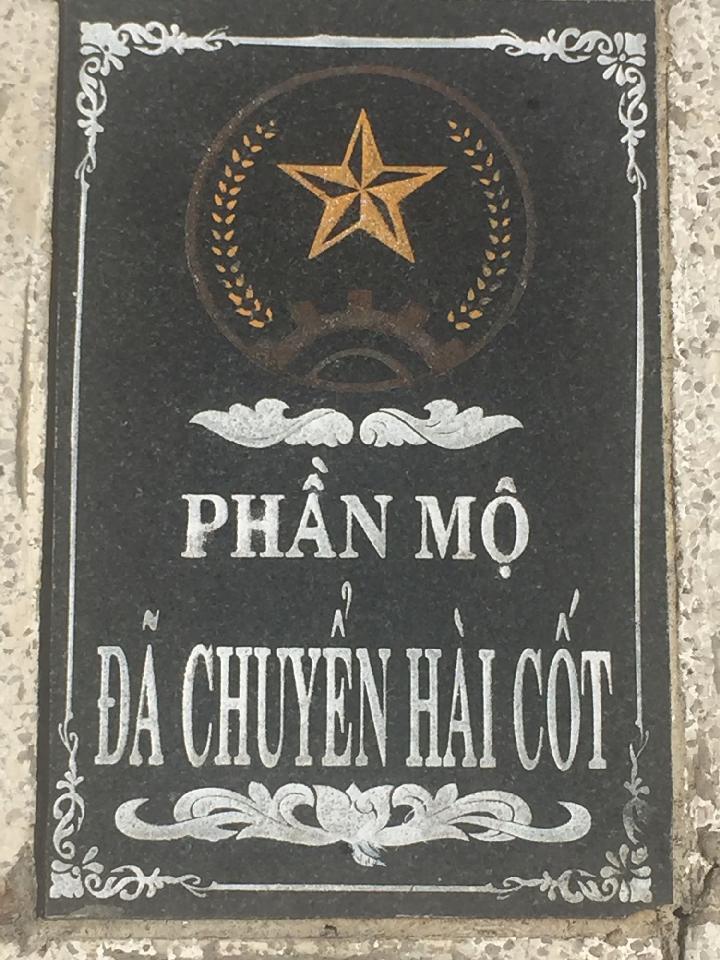 Ảnh mộ liệt sĩ Đặng Văn Tưởng