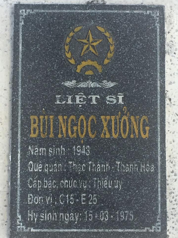 Ảnh mộ liệt sĩ Bùi Ngọc Xưởng