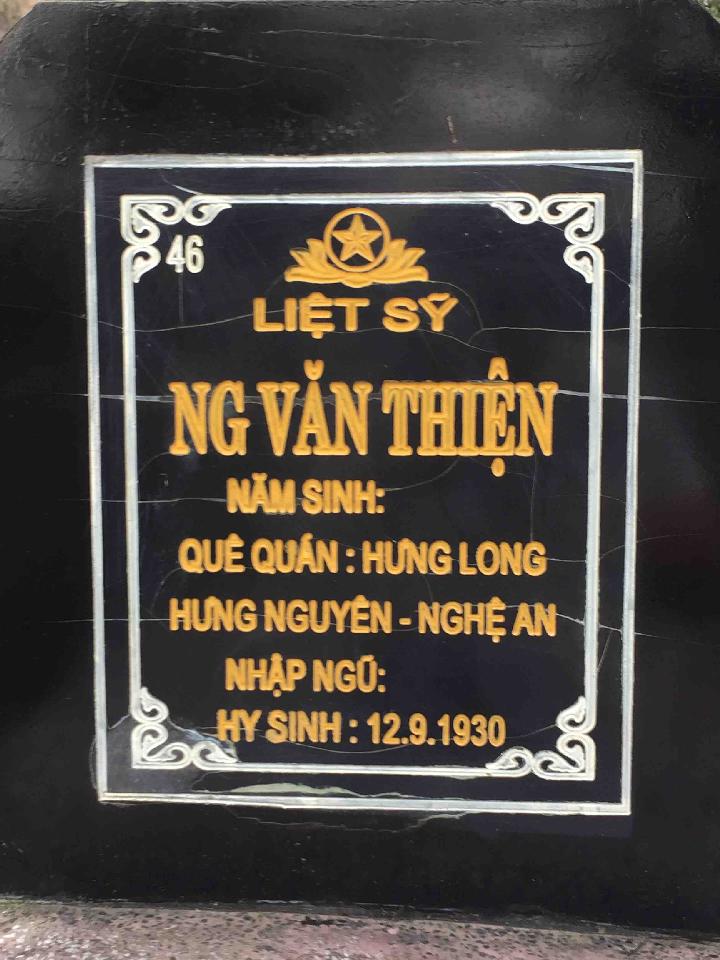 Ảnh mộ liệt sĩ Ng Văn Thiện