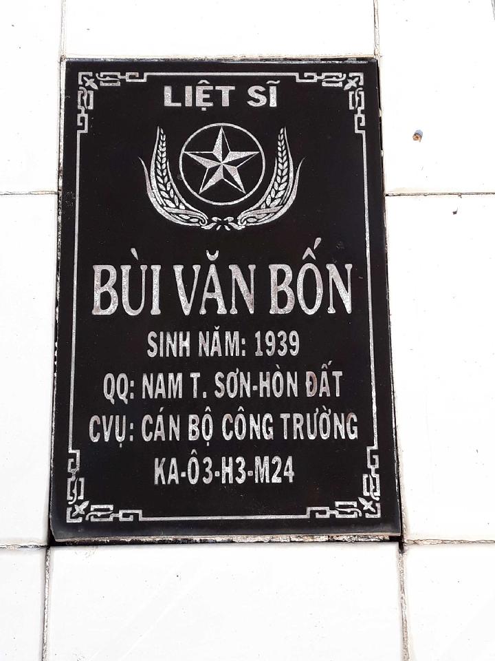 Ảnh mộ liệt sĩ Bùi Văn Bốn