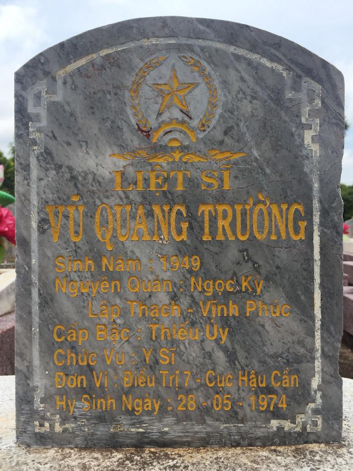 Ảnh mộ liệt sĩ Vũ quang Trường