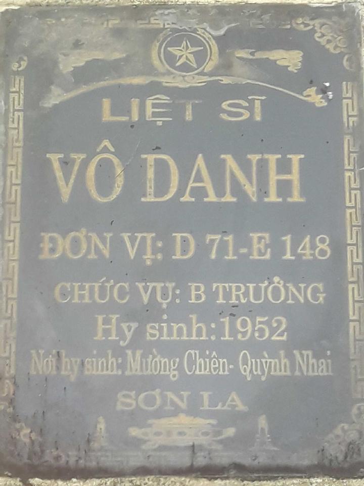 Ảnh mộ liệt sĩ Liệt sĩ chưa biết tên