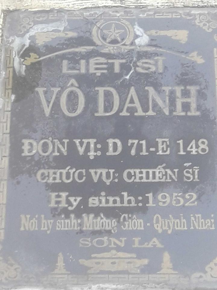 Ảnh mộ liệt sĩ Liệt sĩ chưa biết tên