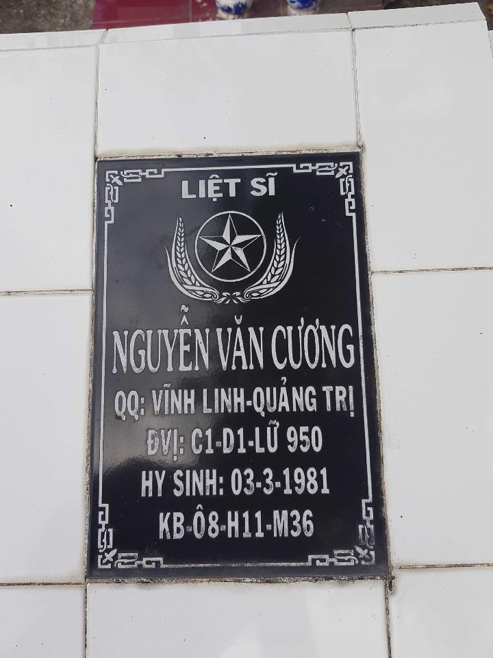 Ảnh mộ liệt sĩ Nguyễn Văn Cương