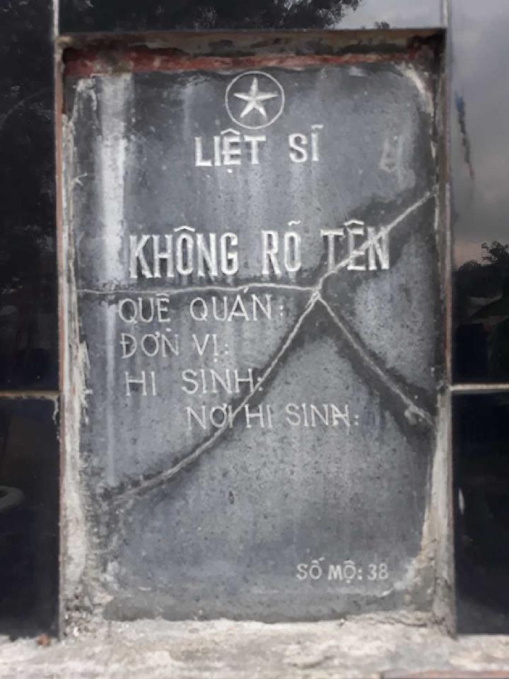 Ảnh mộ liệt sĩ Liệt sĩ chưa biết tên
