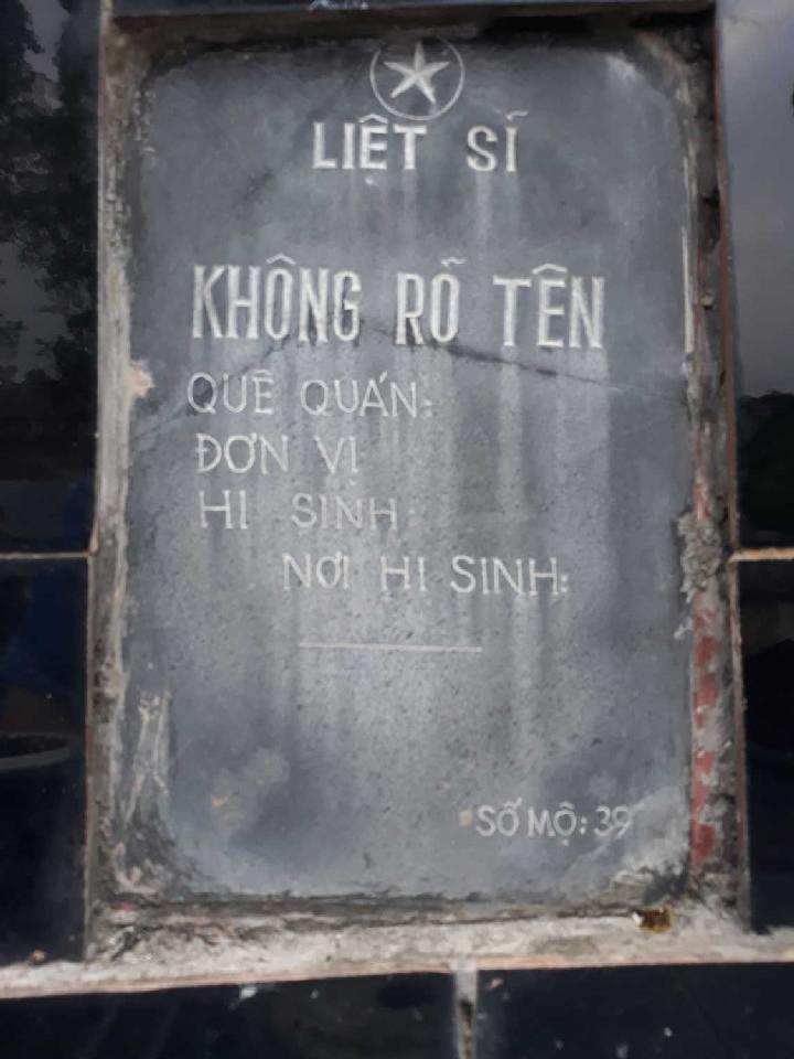 Ảnh mộ liệt sĩ Liệt sĩ chưa biết tên