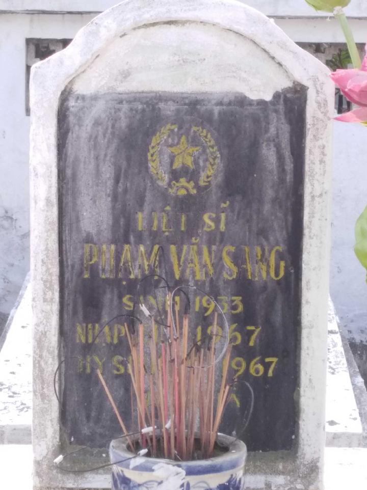Ảnh mộ liệt sĩ PHẠM VĂN SANG