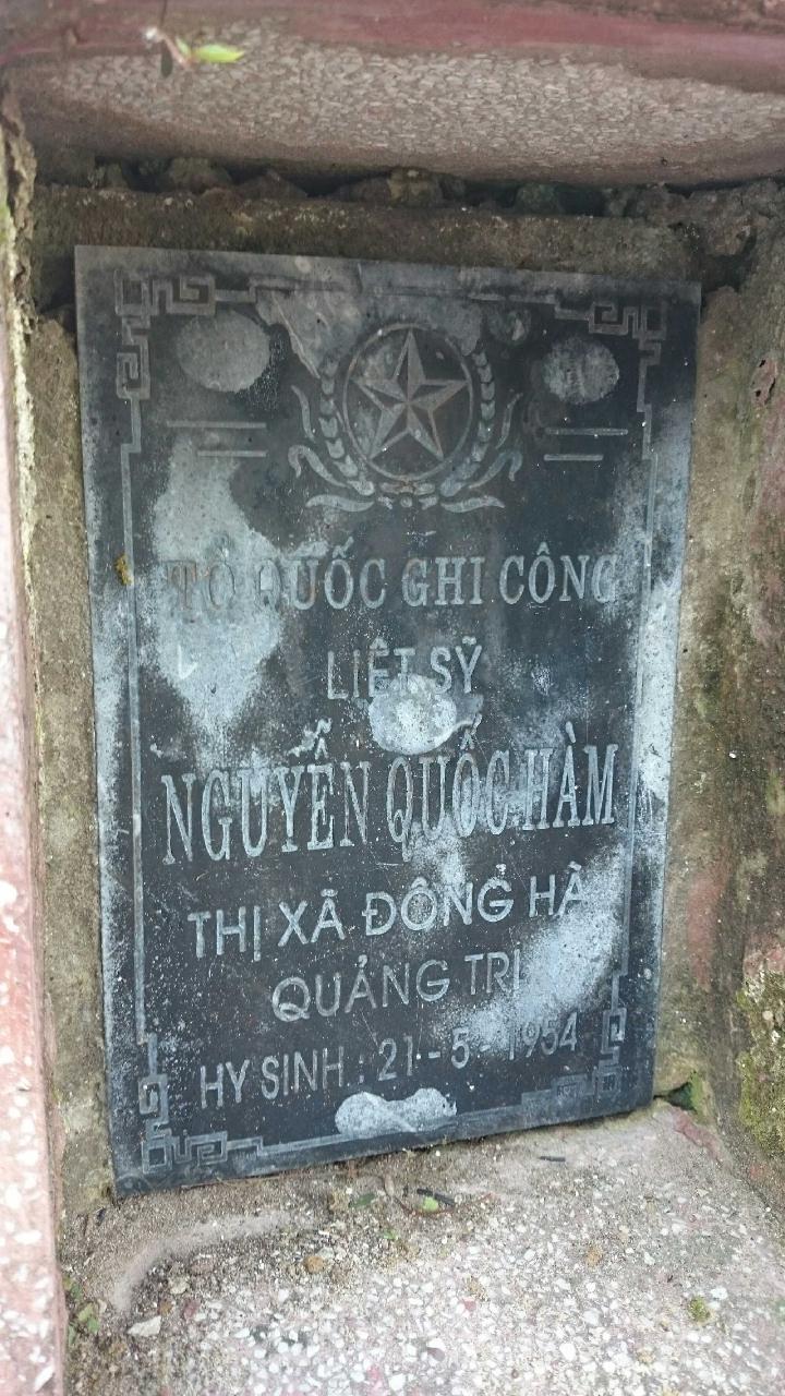 Ảnh mộ liệt sĩ Nguyễn Quốc Hàm