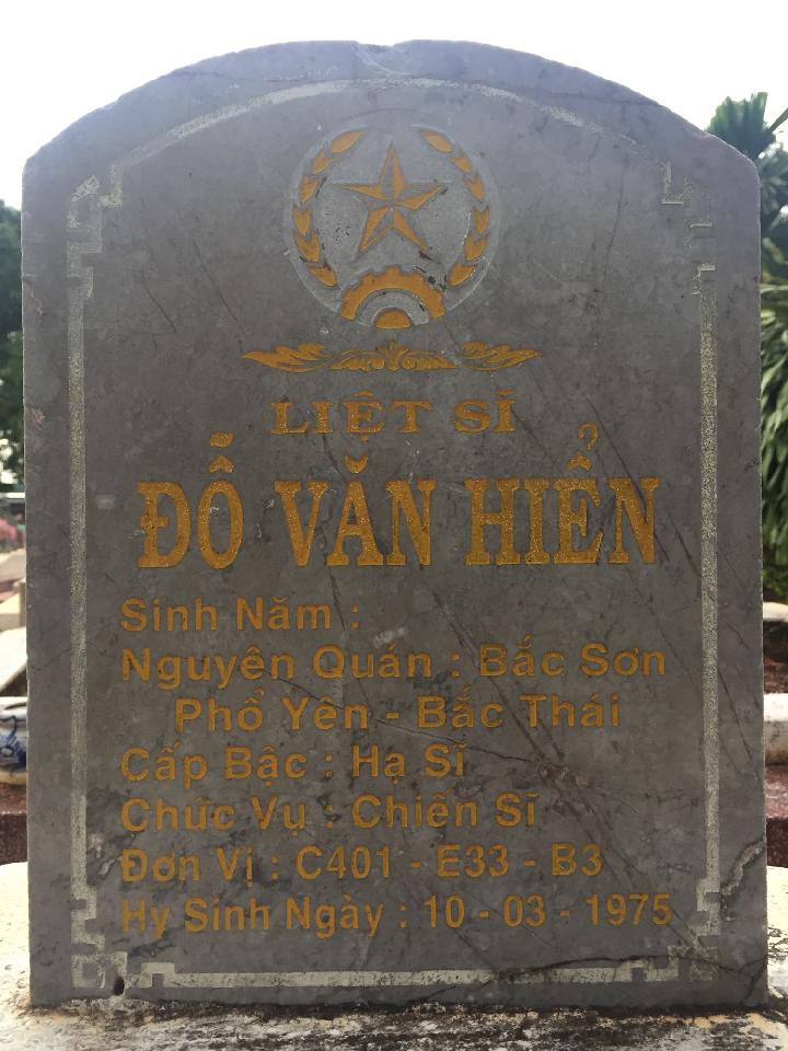 Ảnh mộ liệt sĩ Đỗ Văn Hiển