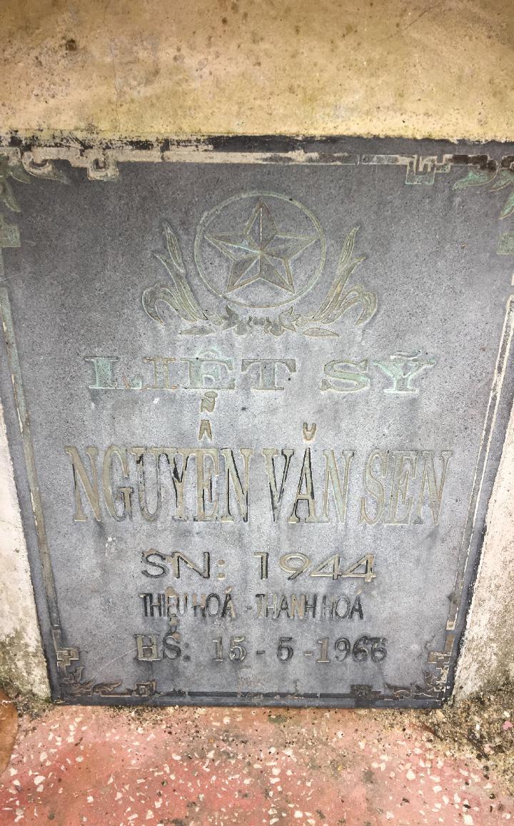 Ảnh mộ liệt sĩ NGUYỄN VĂN SEN